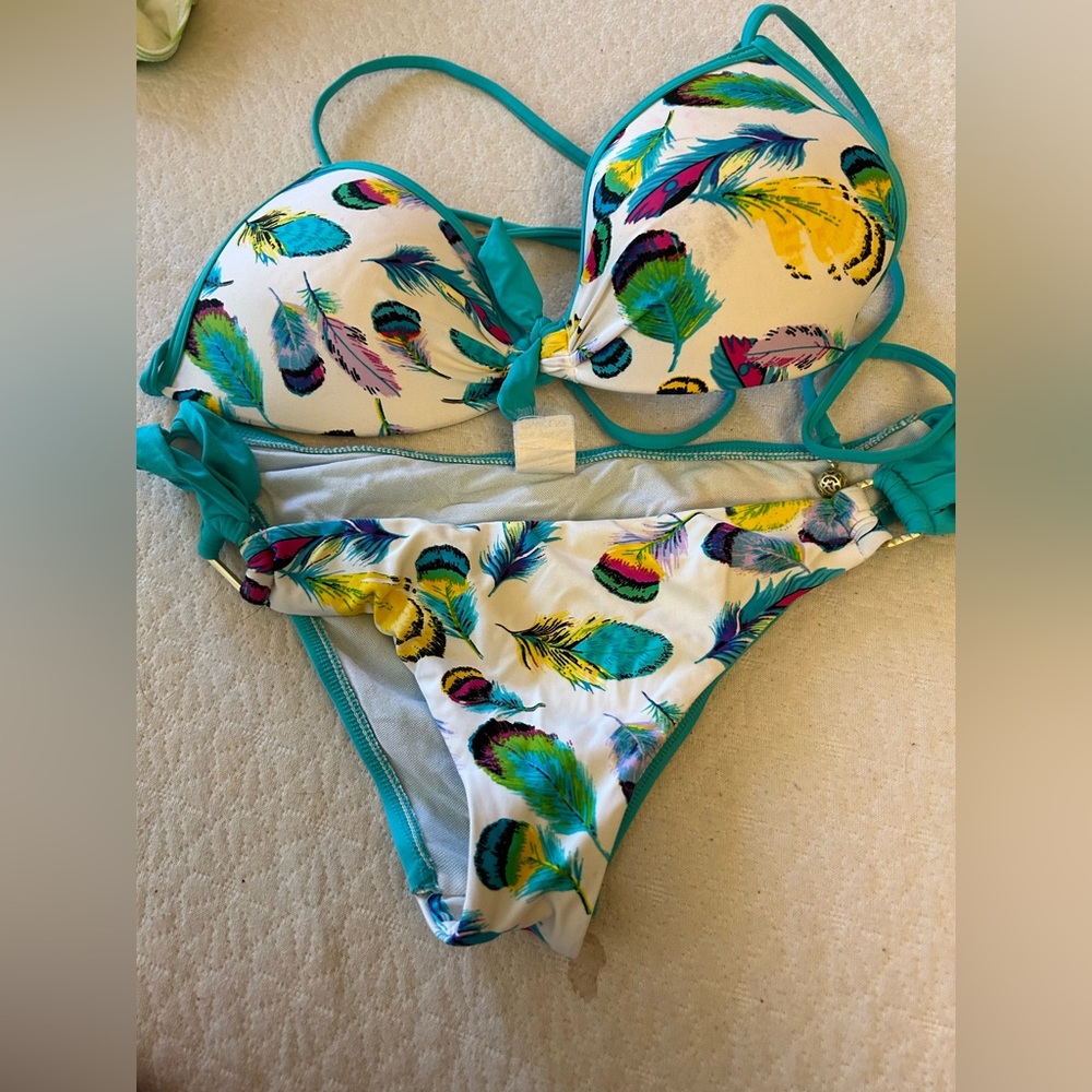B swim swimsuit